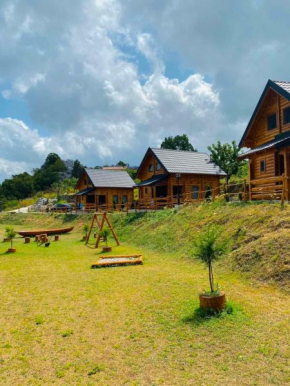 FOREST&LAKE COTTAGES